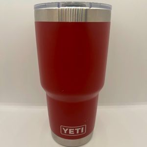 YETI Rambler 30 oz Tumbler w/ MagSlider Lid - Brick Red